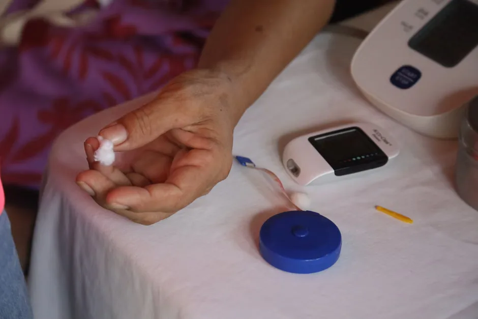 News photo illustrating: Study shows a blood test can help identify healthy people at high risk for Alzheimer's disease